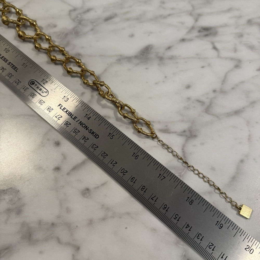 Oscar De La Renta Signed Chunky Hammered Gold Tone Chain Necklace 16-19" - Picture 5 of 5